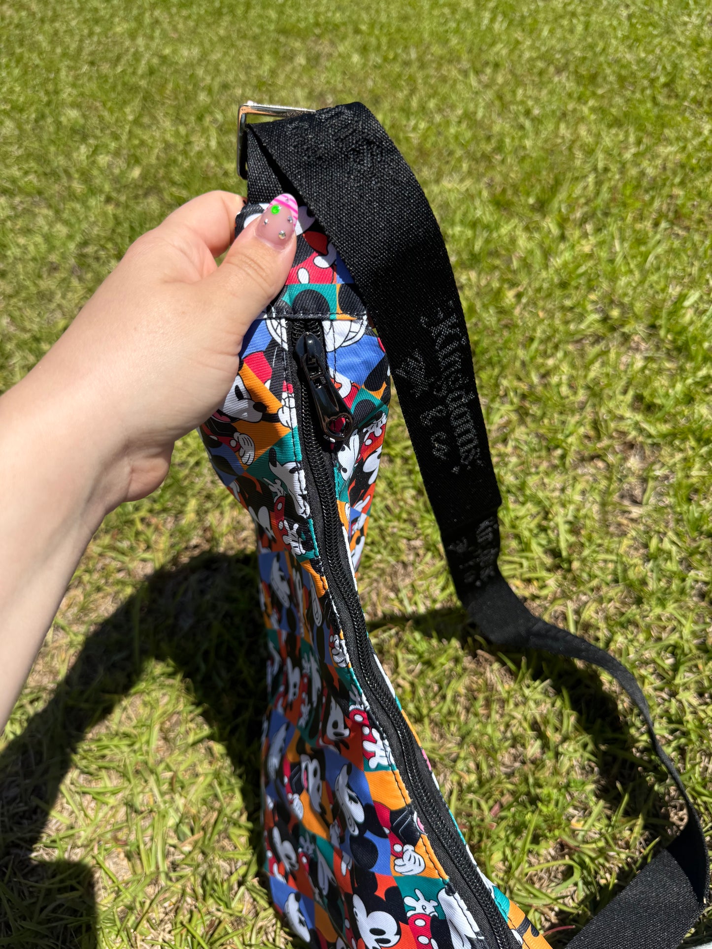 Throwback mouse bag-u crescent 🌙