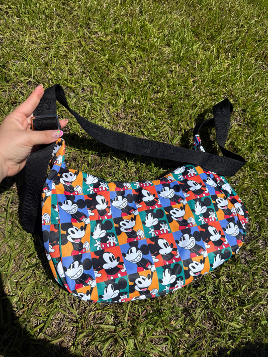 Throwback mouse bag-u crescent 🌙